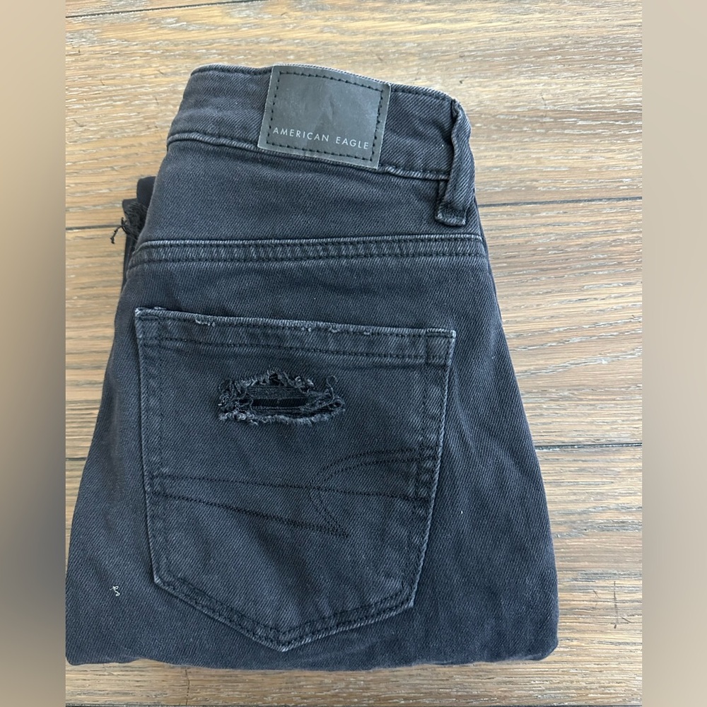 American Eagle Black Strigid Mom Jeans Size 00‎ Regular